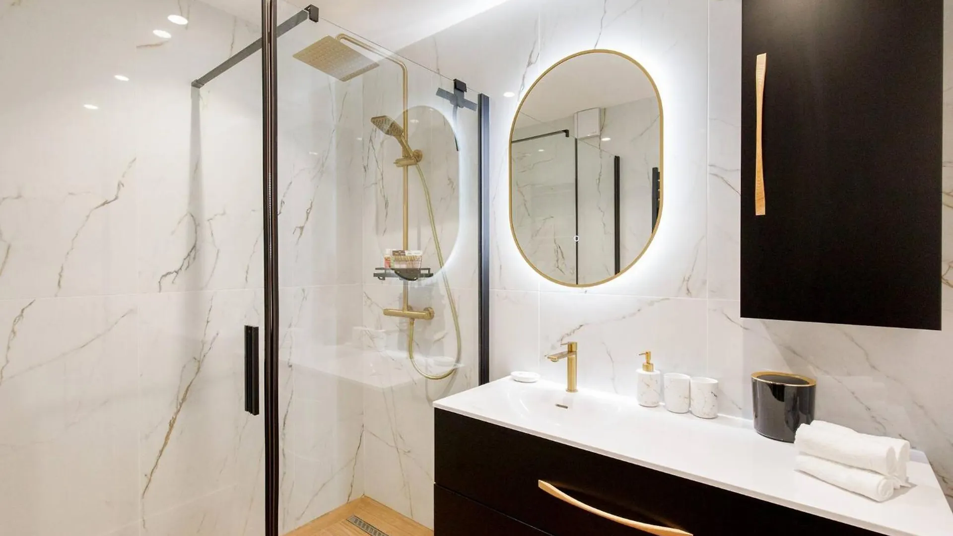 Apartment Juan Les Pins Suite Luxueuse Front De Mer