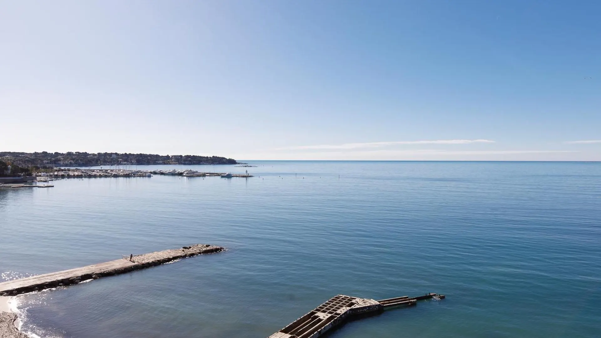 Apartment Juan Les Pins Suite Luxueuse Front De Mer France