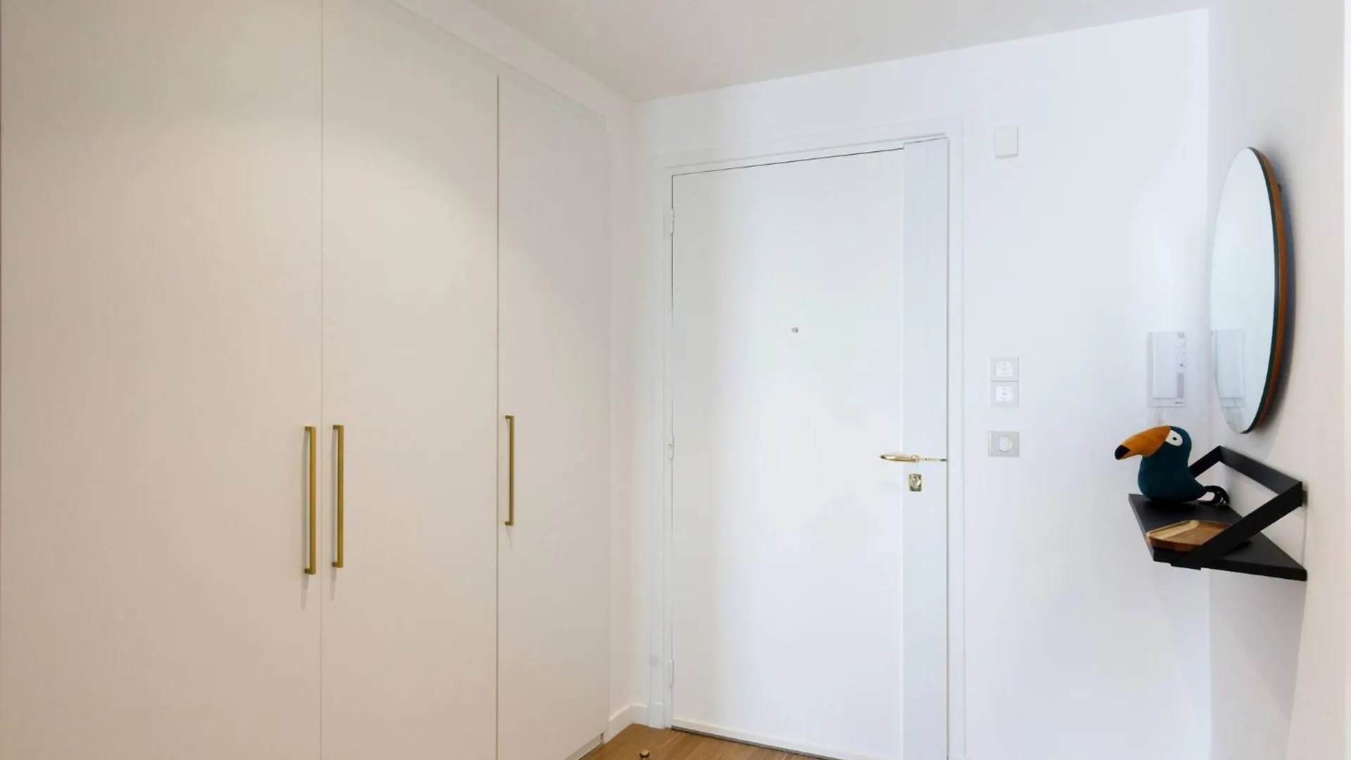 Apartment Juan Les Pins Suite Luxueuse Front De Mer