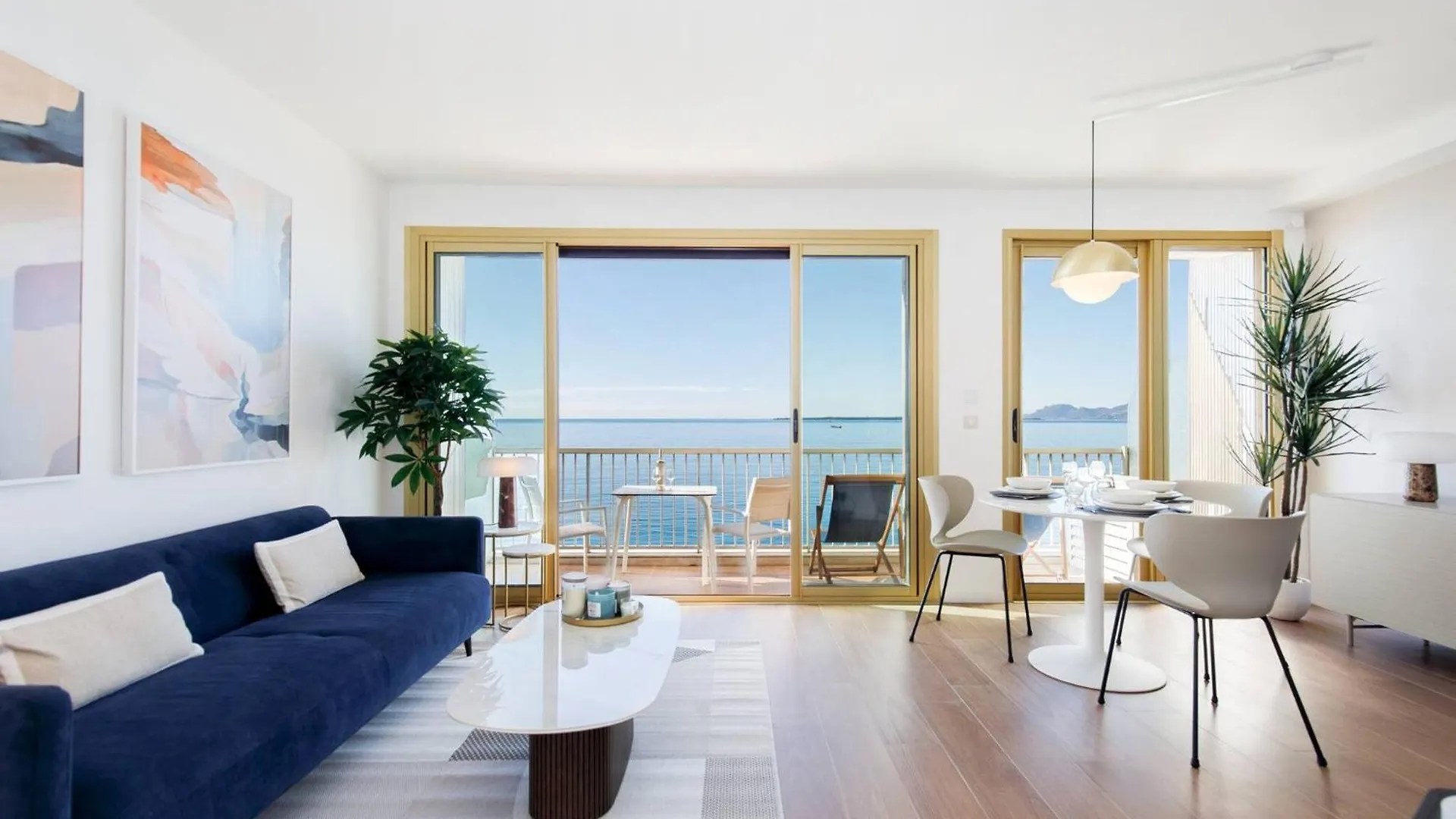 Juan Les Pins Suite Luxueuse Front De Mer location